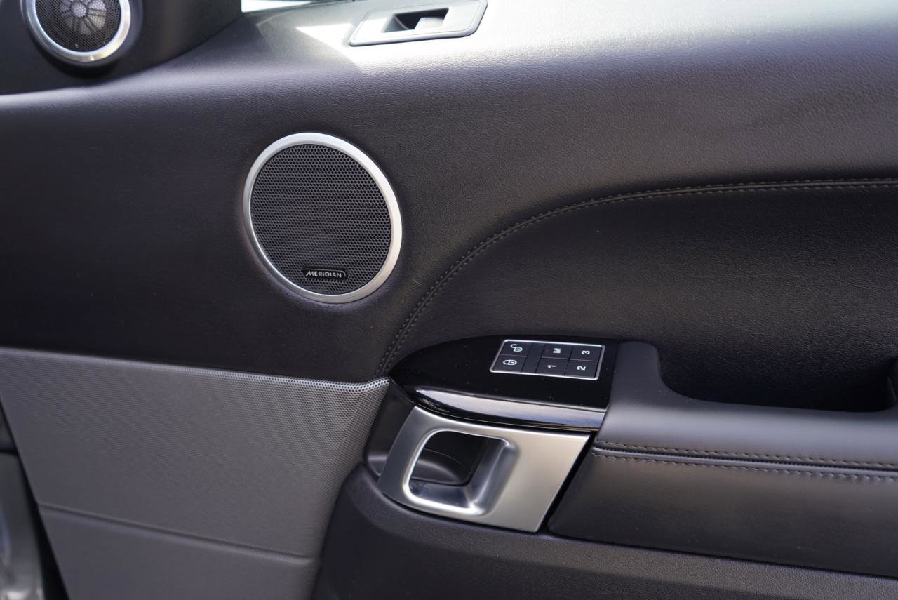 Used 2016 Land Rover Range Rover Sport HSE image 66