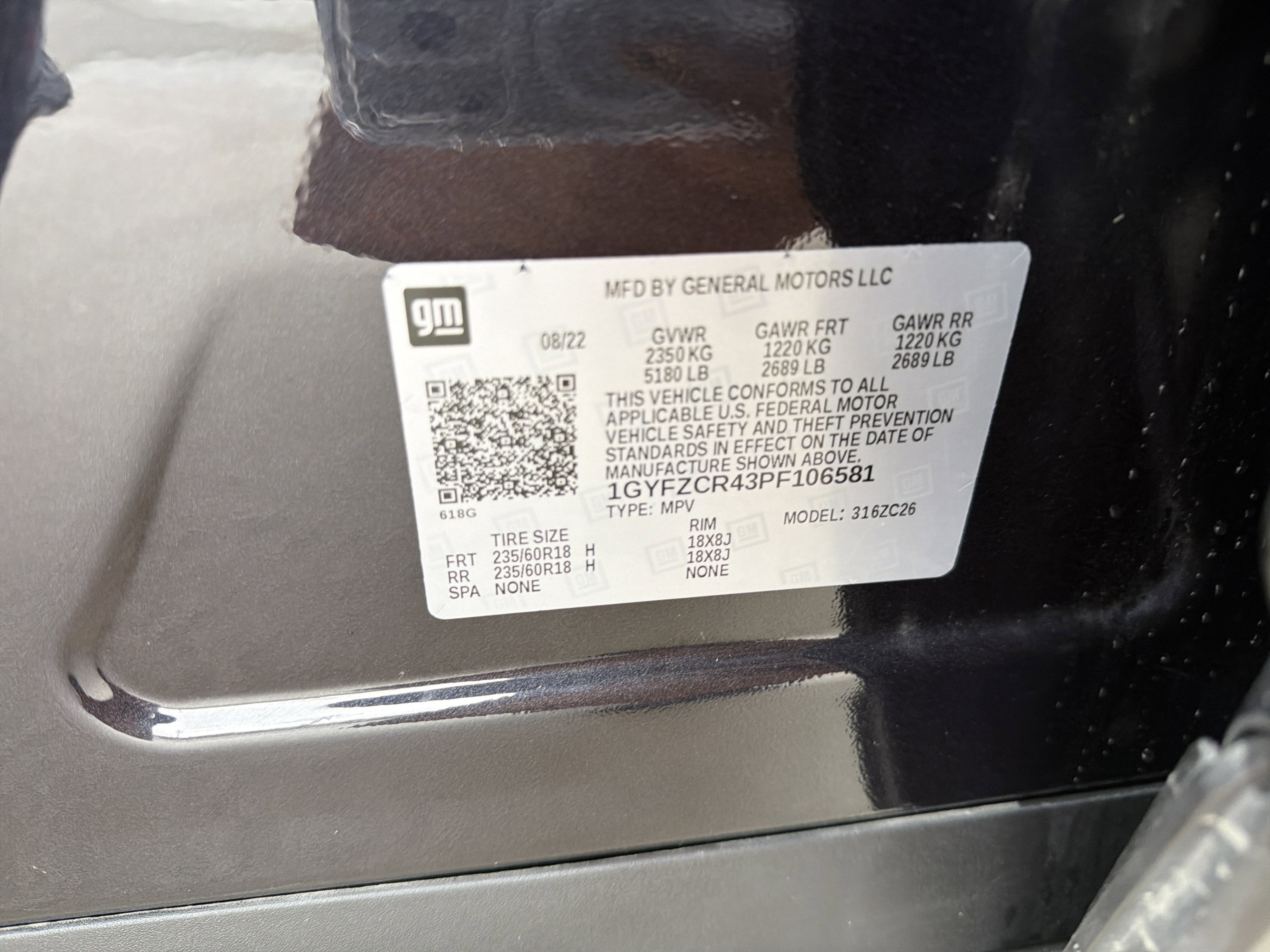 Used 2023 Cadillac XT4 Premium Luxury w/ Cold Weather Package image 34