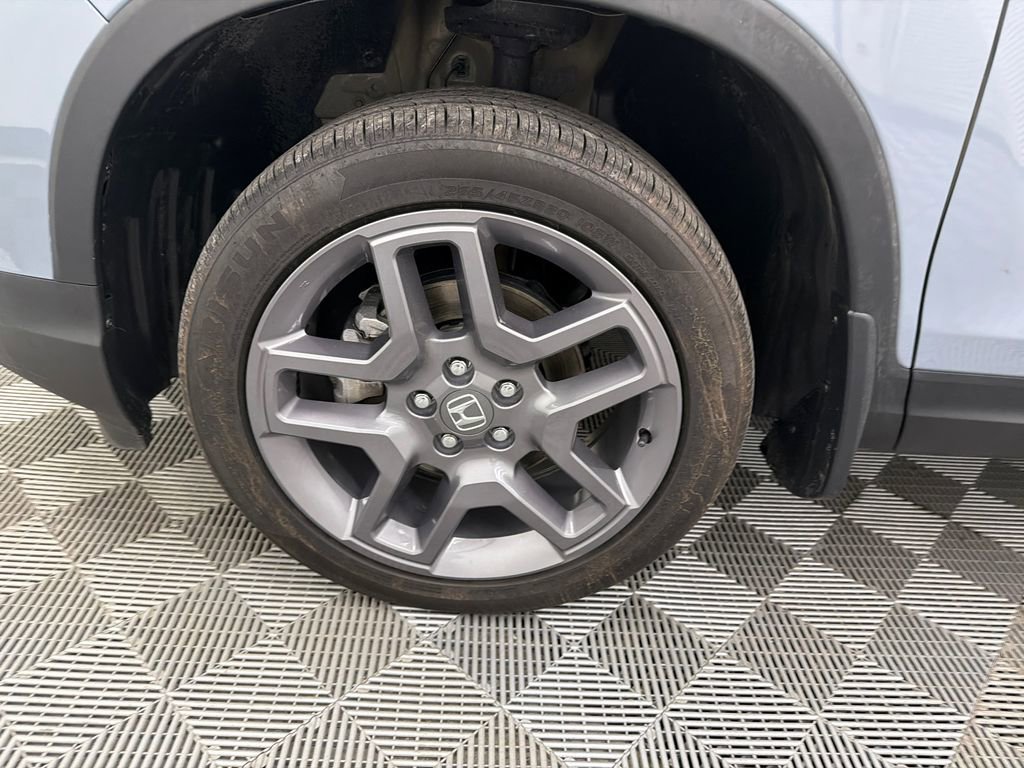Used 2023 Honda Passport EX-L image 13