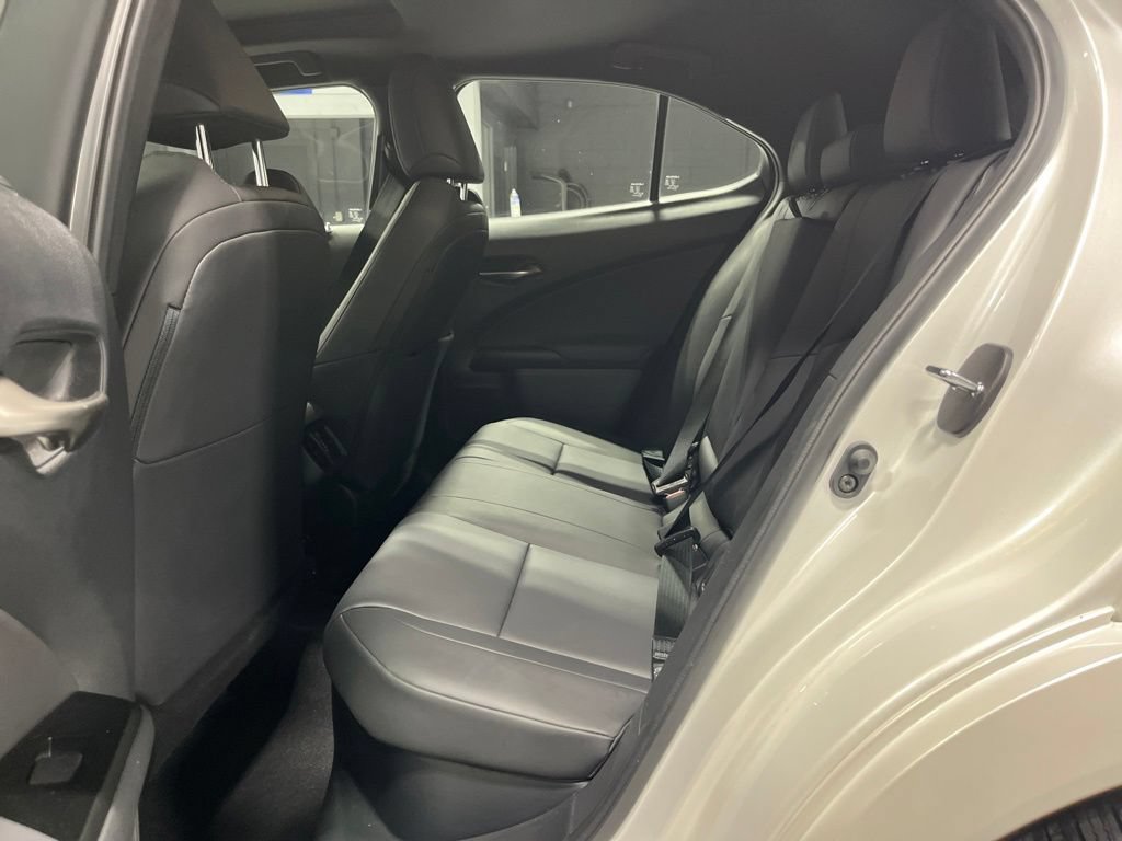 Used 2022 Lexus UX 250h w/ Premium Package AWD/4WD image 37