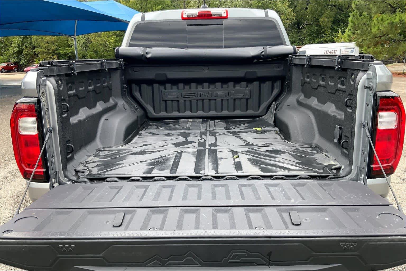 Used 2024 GMC Canyon Denali AWD/4WD image 34