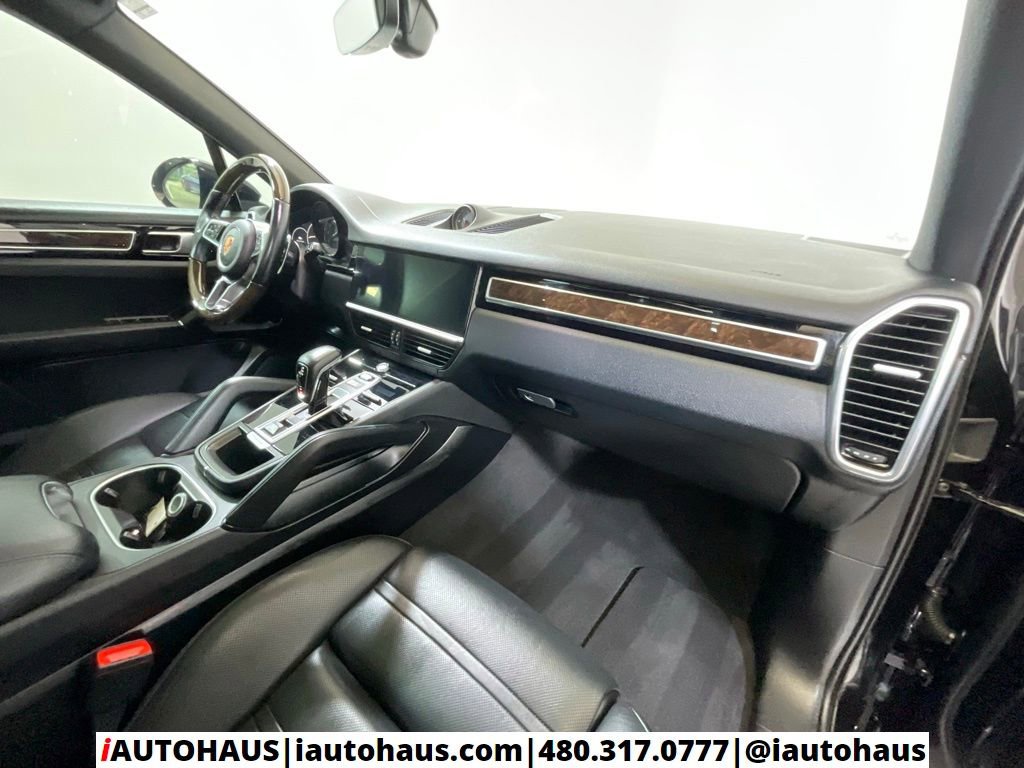 Used 2019 Porsche Cayenne S AWD/4WD image 21
