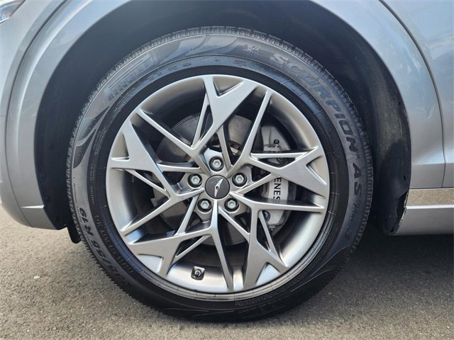 Used 2024 Genesis GV70 2.5T w/ Advanced Package image 11