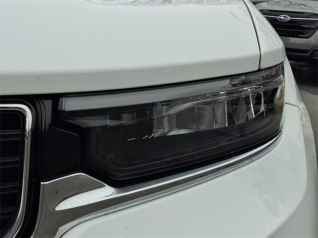 Used 2025 Jeep Grand Cherokee Limited image 9