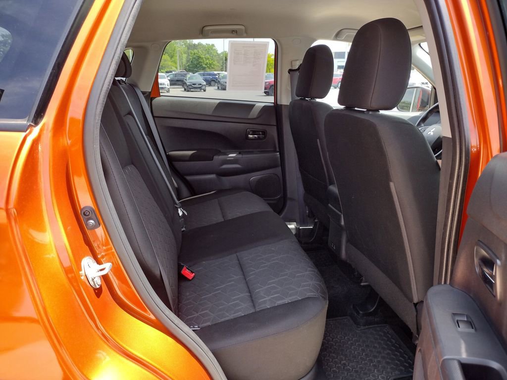Used 2023 Mitsubishi Outlander Sport LE AWD/4WD image 18