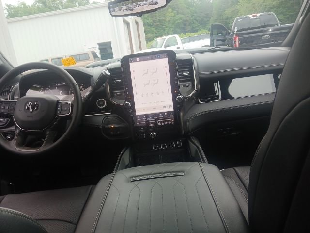 New 2026 RAM 3500 Limited AWD/4WD image 22
