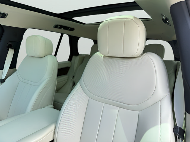 Certified 2025 Land Rover Range Rover SE AWD/4WD image 14