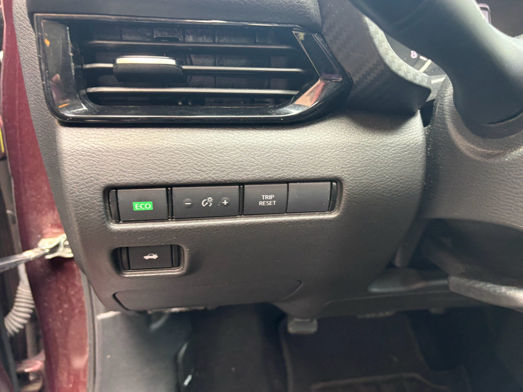 Used 2024 Nissan Sentra SV FWD image 34