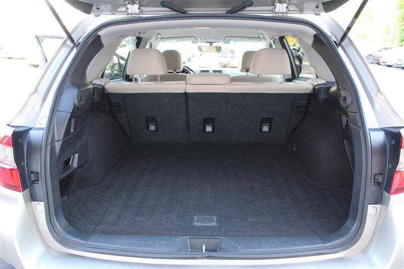 Used 2019 Subaru Outback 2.5i Premium AWD/4WD image 25