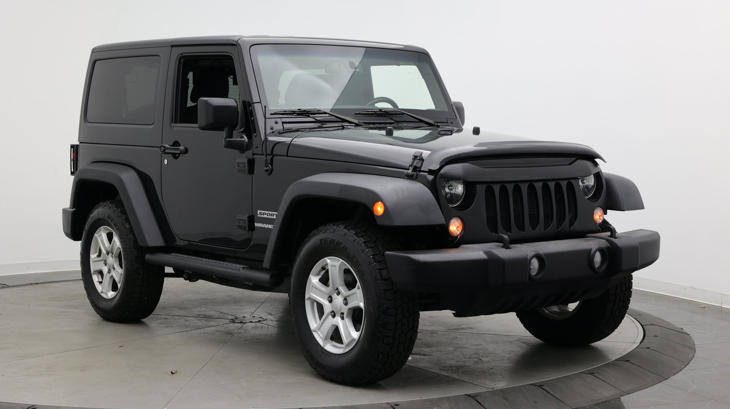Used 2016 Jeep Wrangler Sport w/ Quick Order Package 24S AWD/4WD image 3