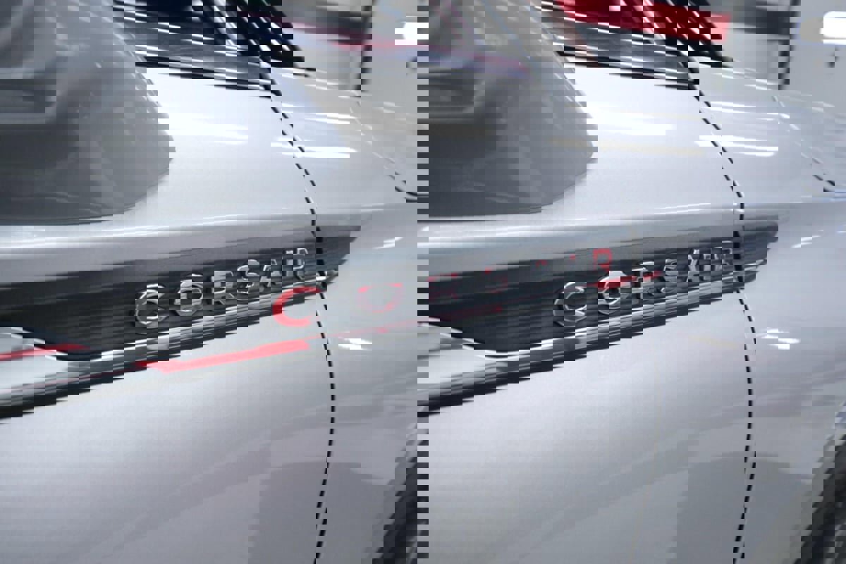 Used 2020 Lincoln Corsair Reserve w/ Equipment Group 201A image 8