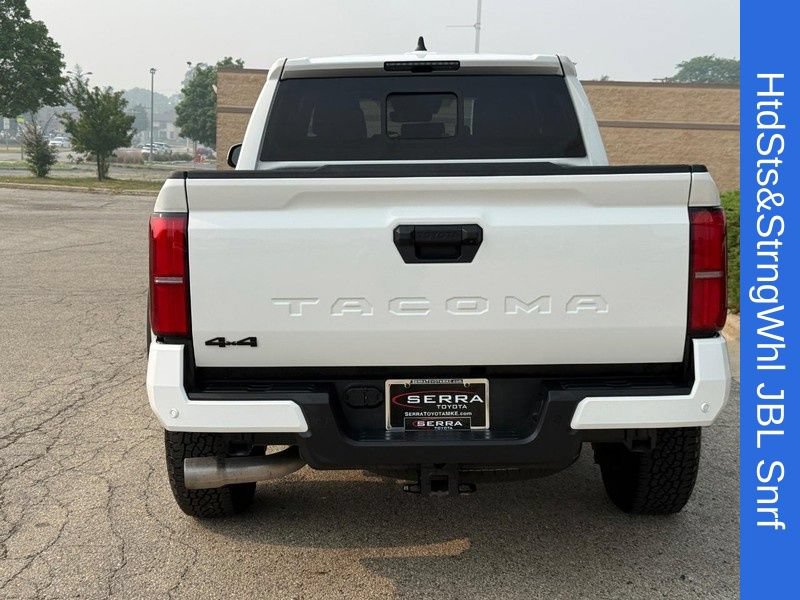 Used 2025 Toyota Tacoma TRD Off-Road w/ TRD Off Road Upgrade Package AWD/4WD image 4