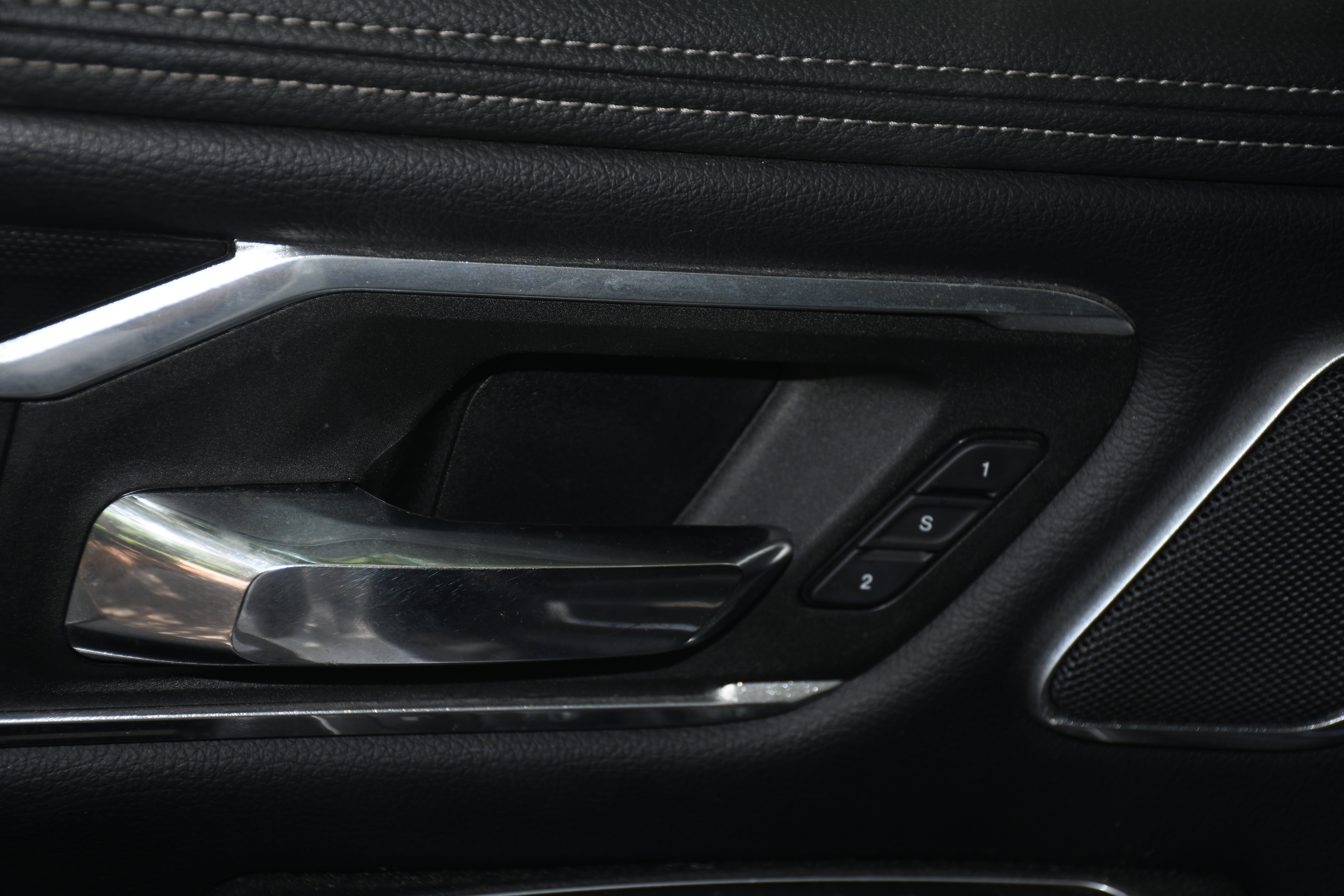 Used 2021 RAM 1500 Laramie AWD/4WD image 10