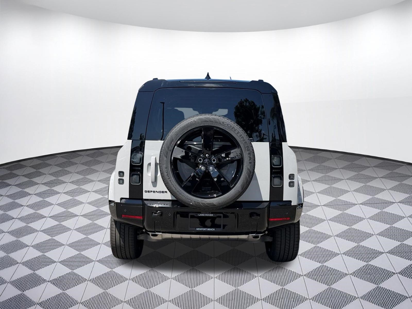 New 2026 Land Rover Defender 110 X-Dynamic SE AWD/4WD image 10
