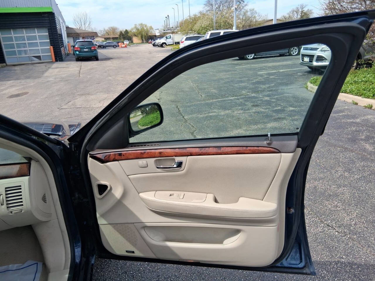 Used 2007 Cadillac DTS Luxury II image 13