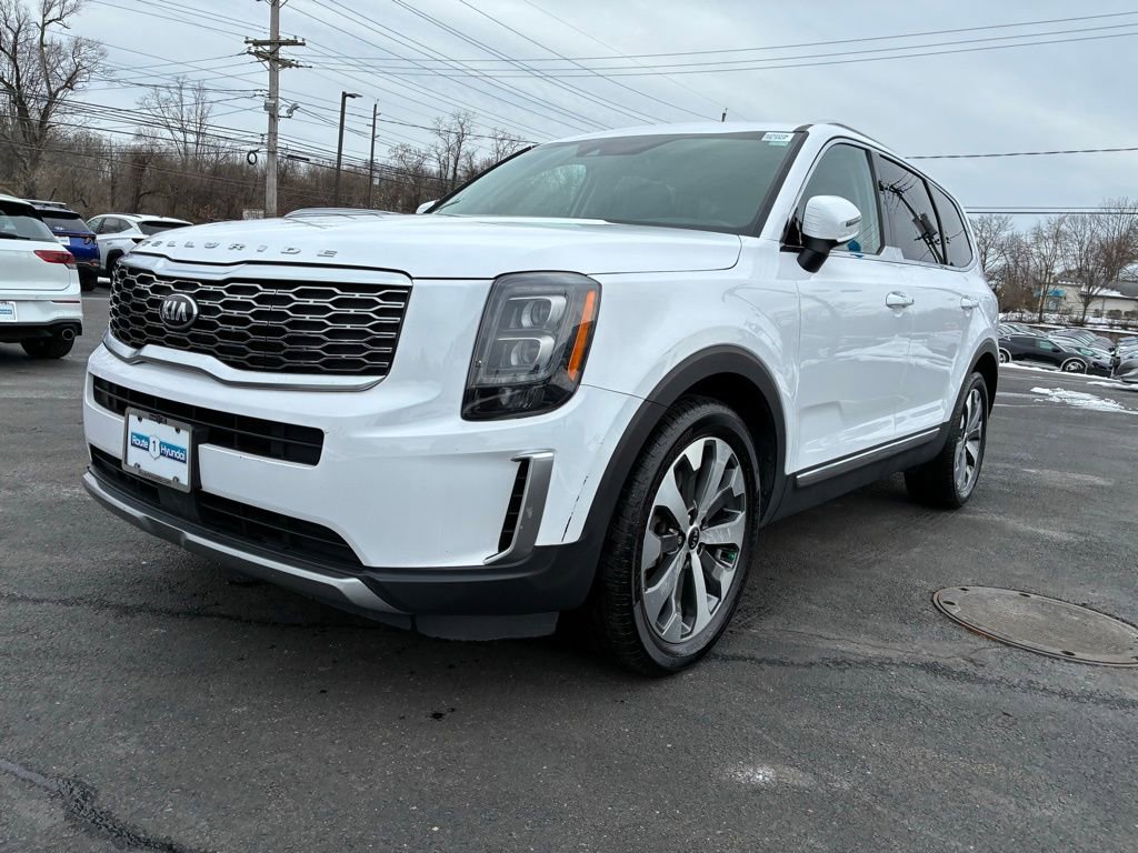 Used 2021 Kia Telluride EX w/ EX Premium Package image 3