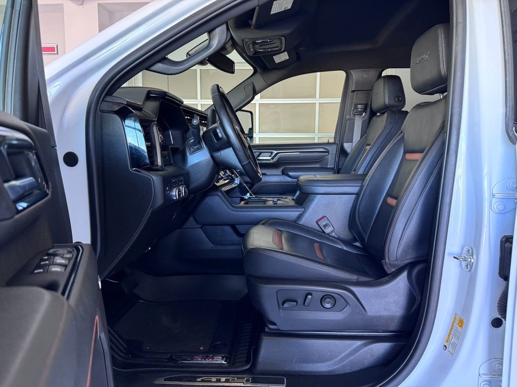 Certified 2025 GMC Sierra 2500 AT4 AWD/4WD image 11