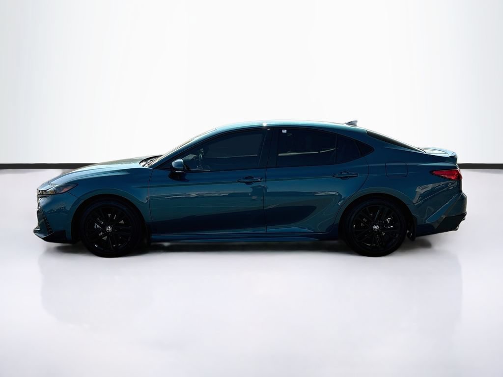 Used 2026 Toyota Camry SE FWD image 8
