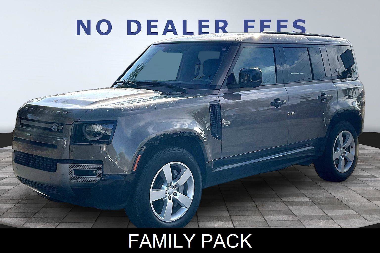 Used 2022 Land Rover Defender 110 X-Dynamic HSE AWD/4WD image 1