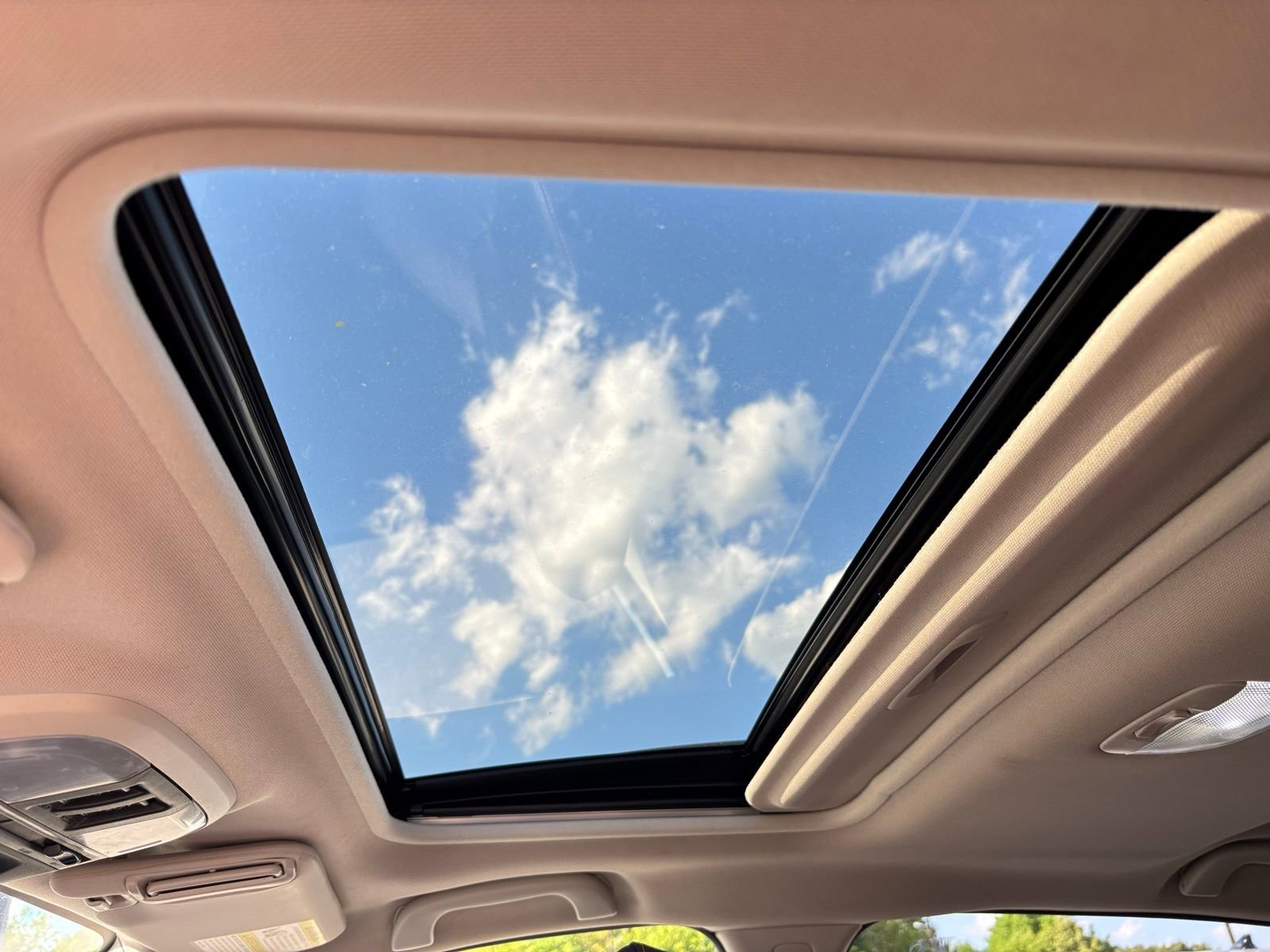 Used 2022 Subaru Crosstrek 2.5i Limited w/ Moonroof Package 2 image 9