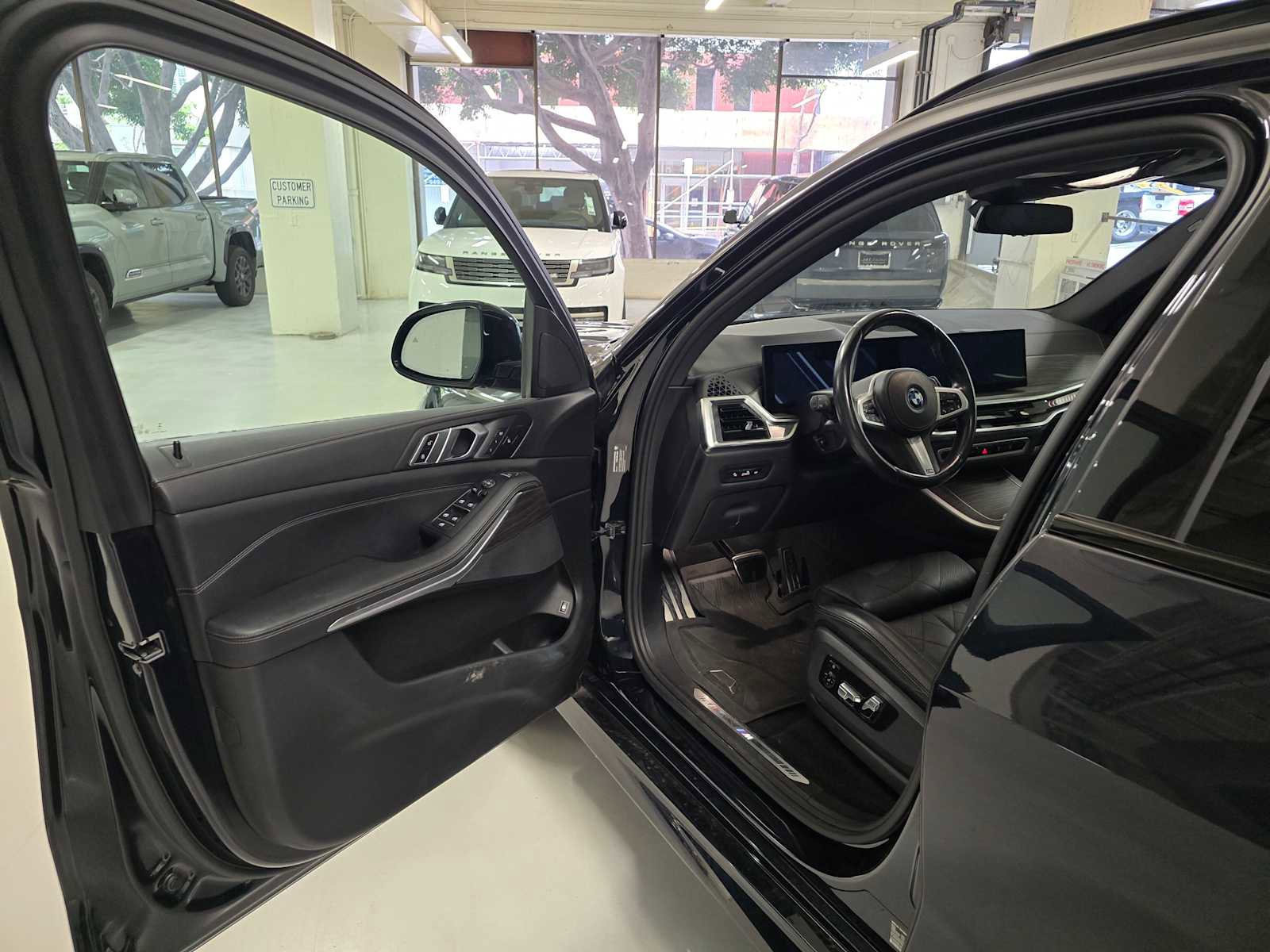 Used 2024 BMW X5 xDrive50e w/ M Sport Package image 22