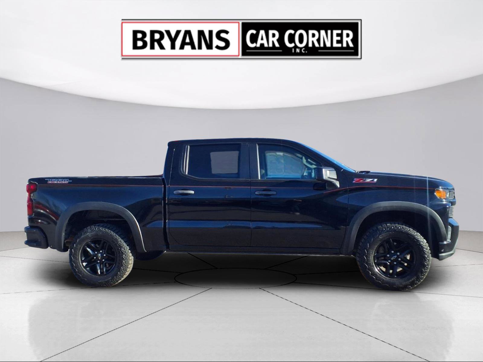 Used 2022 Chevrolet Silverado 1500 Custom Trail Boss w/ Safety Confidence Package image 2