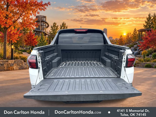 Used 2024 Hyundai Santa Cruz SE FWD image 6