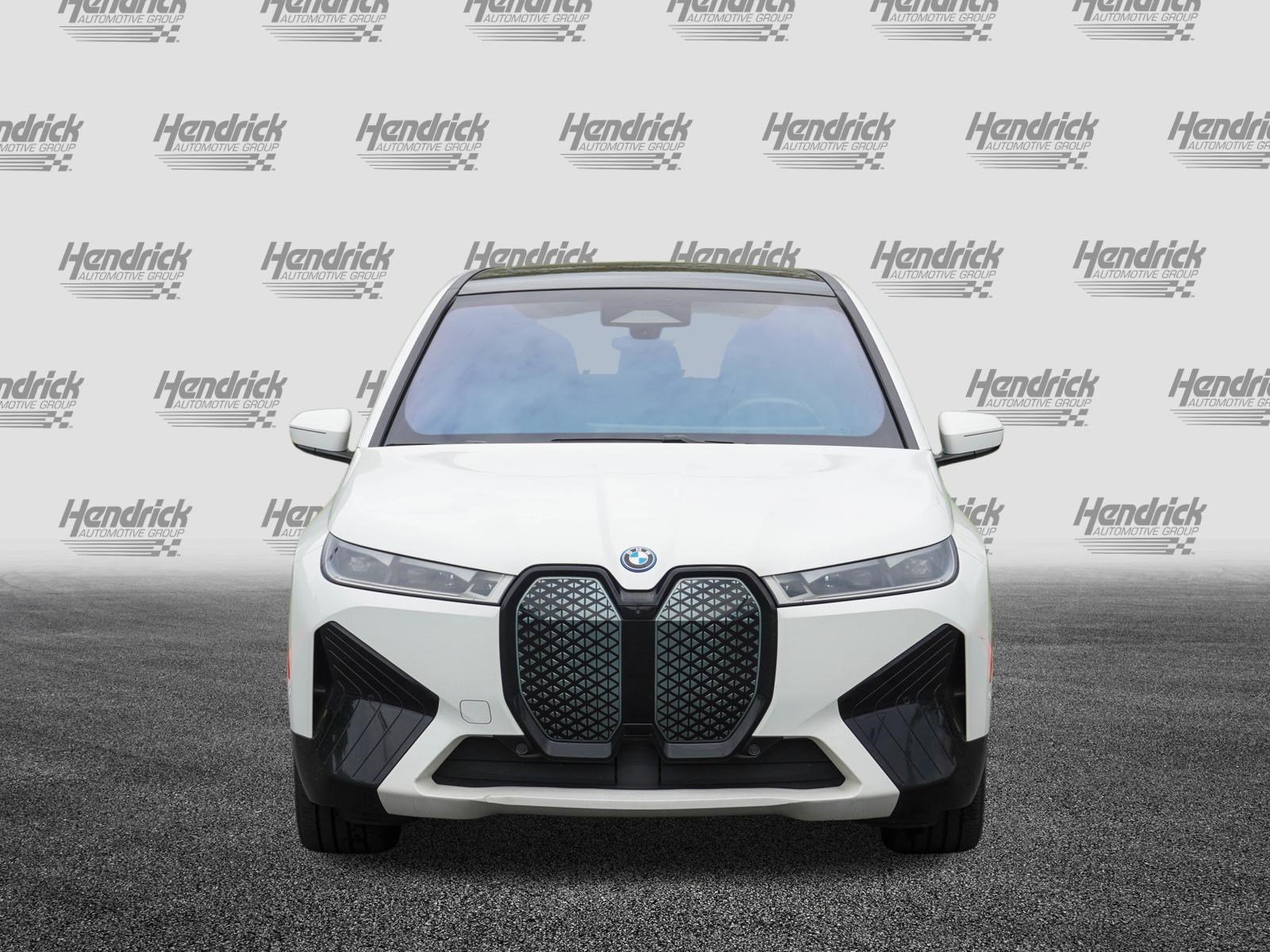 Certified 2023 BMW iX xDrive50 w/ Sport Package AWD/4WD image 3