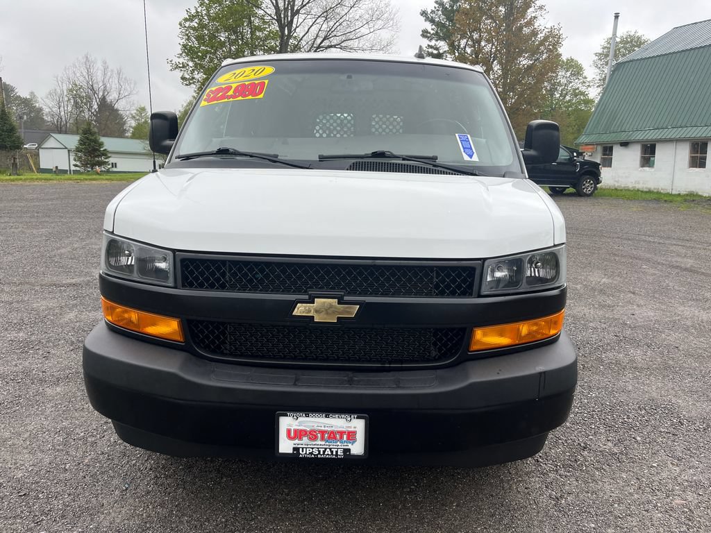 Used 2020 Chevrolet Express 2500 w/ Driver Convenience Package RWD image 2