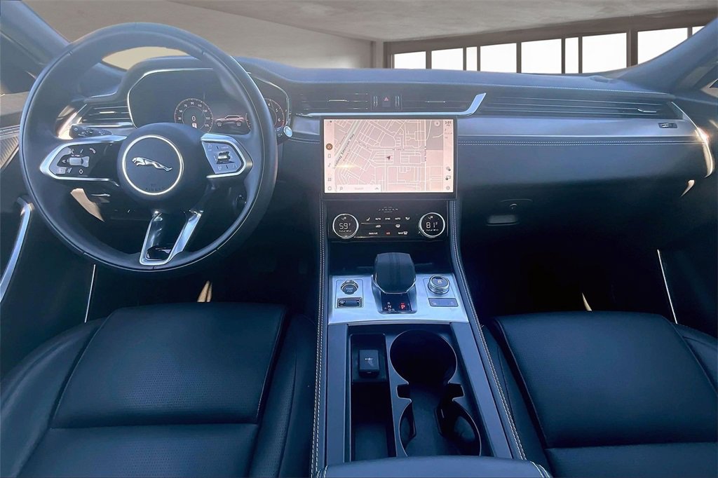 Used 2026 Jaguar F-PACE R-Dynamic S image 15
