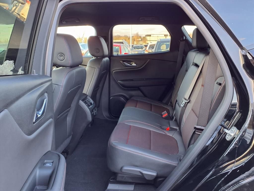 Used 2025 Chevrolet Blazer RS image 11