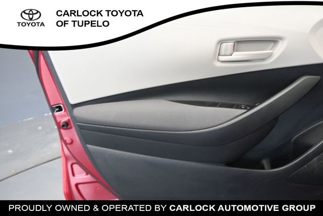 Used 2025 Toyota Corolla LE FWD image 26