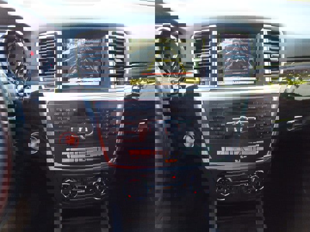 Used 2012 Mercedes-Benz ML 350 BlueTEC 4MATIC image 15