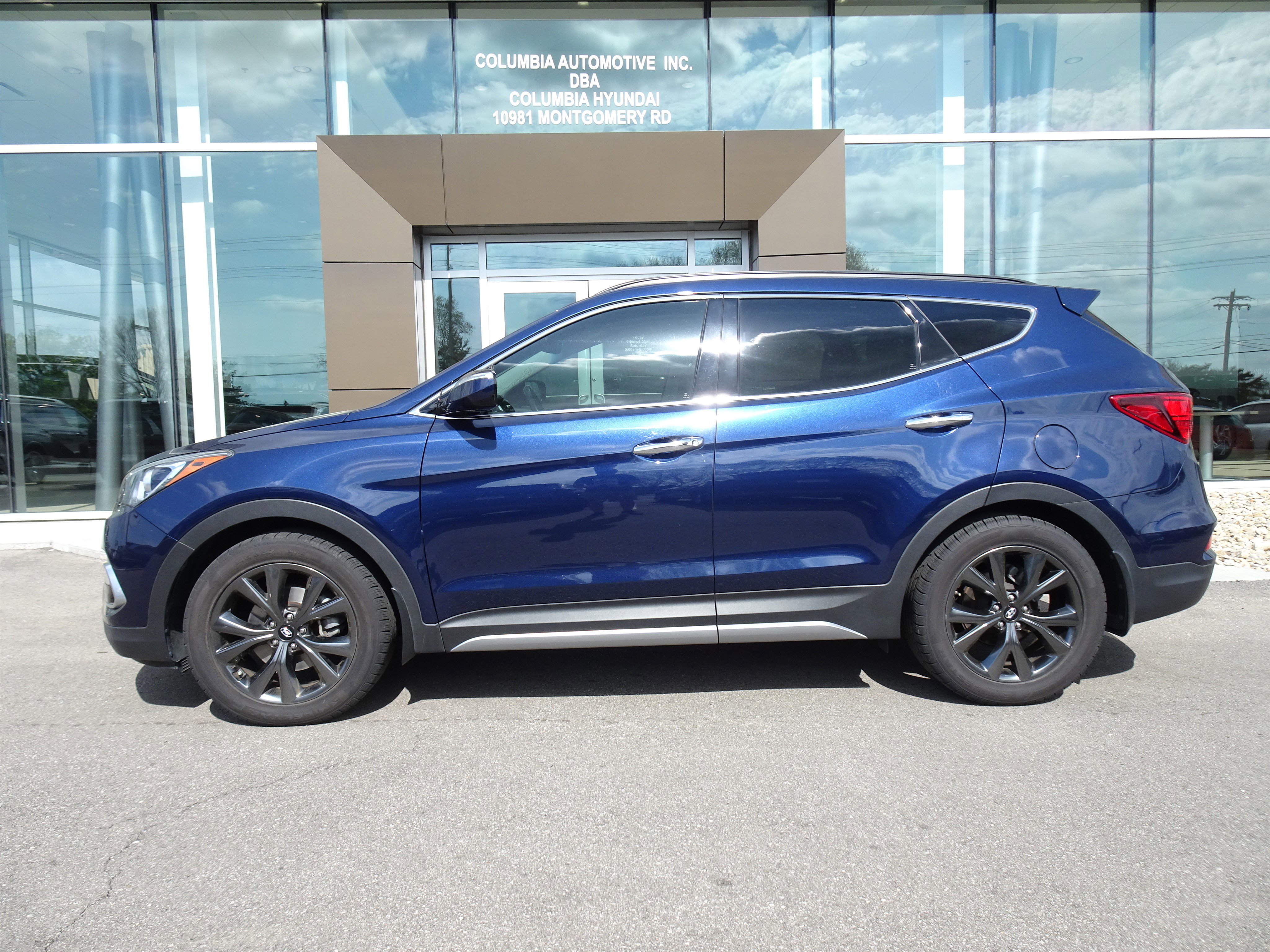 Used 2018 Hyundai Santa Fe Sport FWD image 2