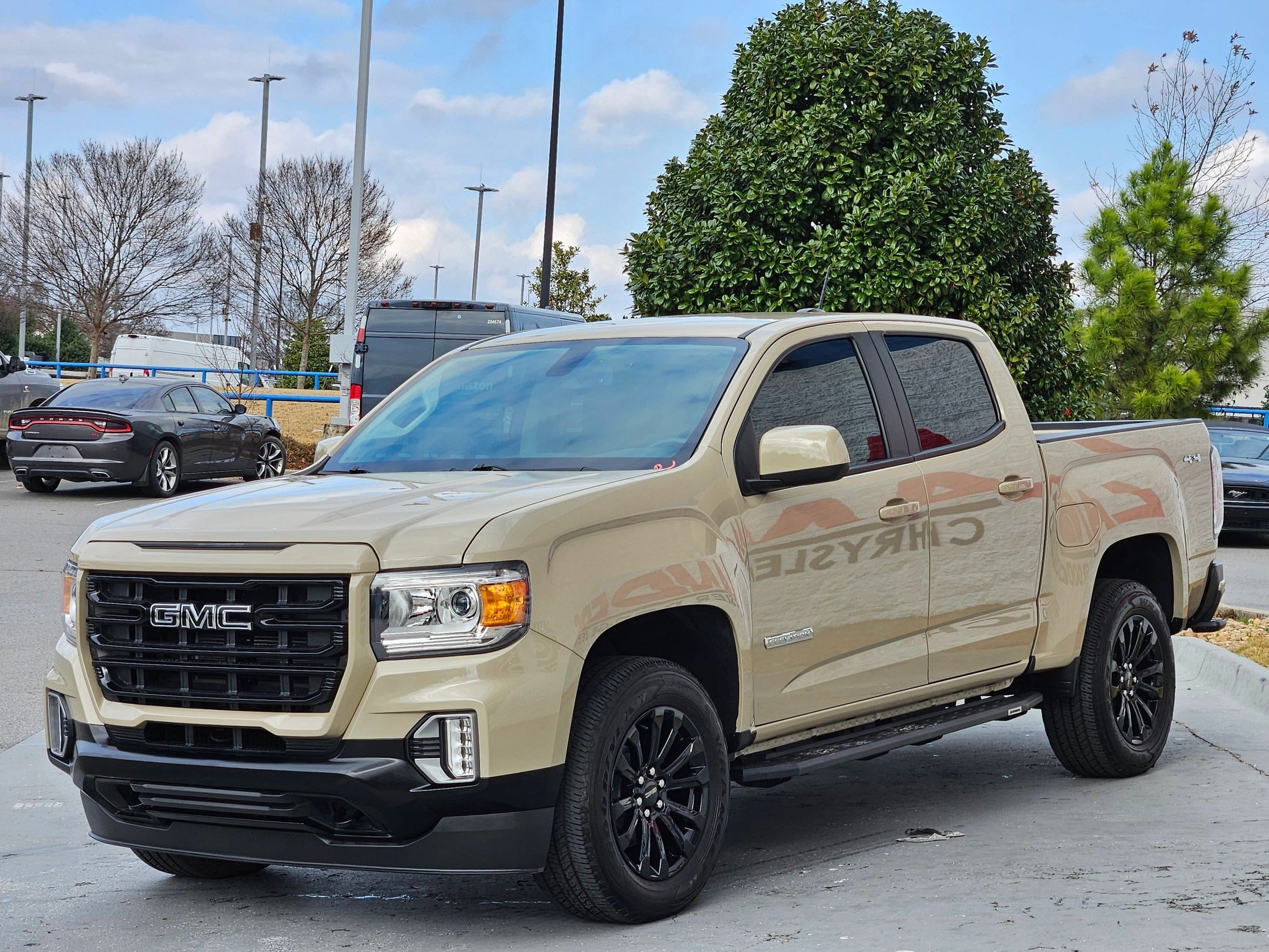 Used 2022 GMC Canyon Elevation w/ Elevation Premium Package image 3