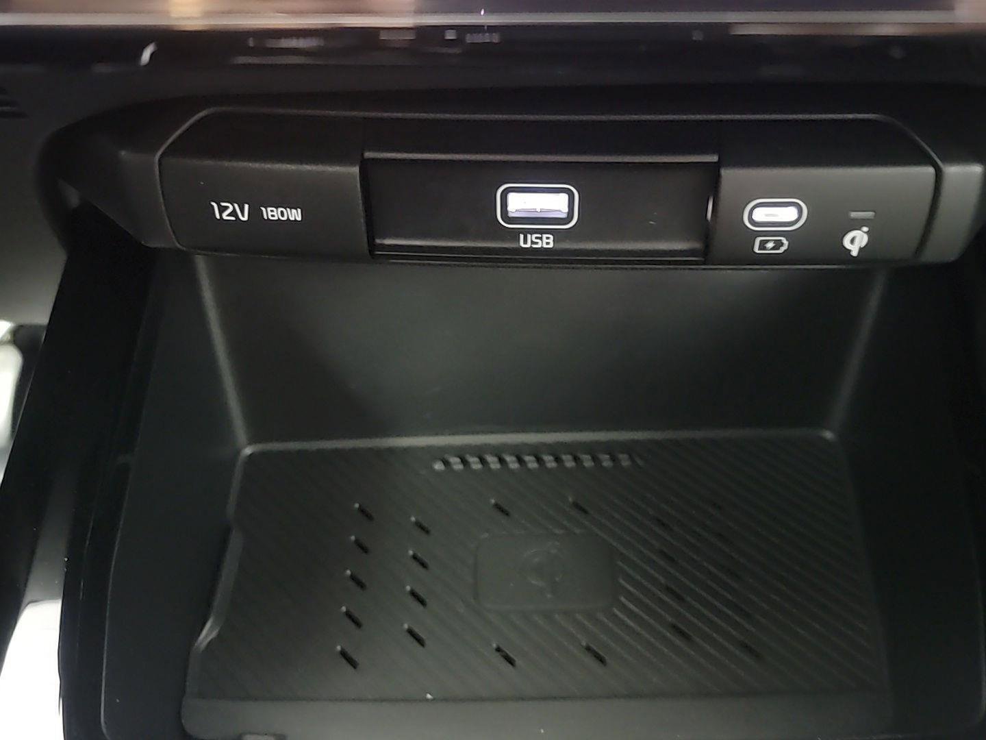 Used 2025 Kia Niro EX image 30