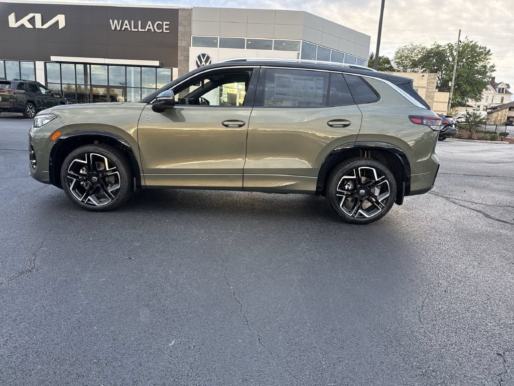 New 2026 Volkswagen Tiguan SEL R-Line AWD/4WD image 1