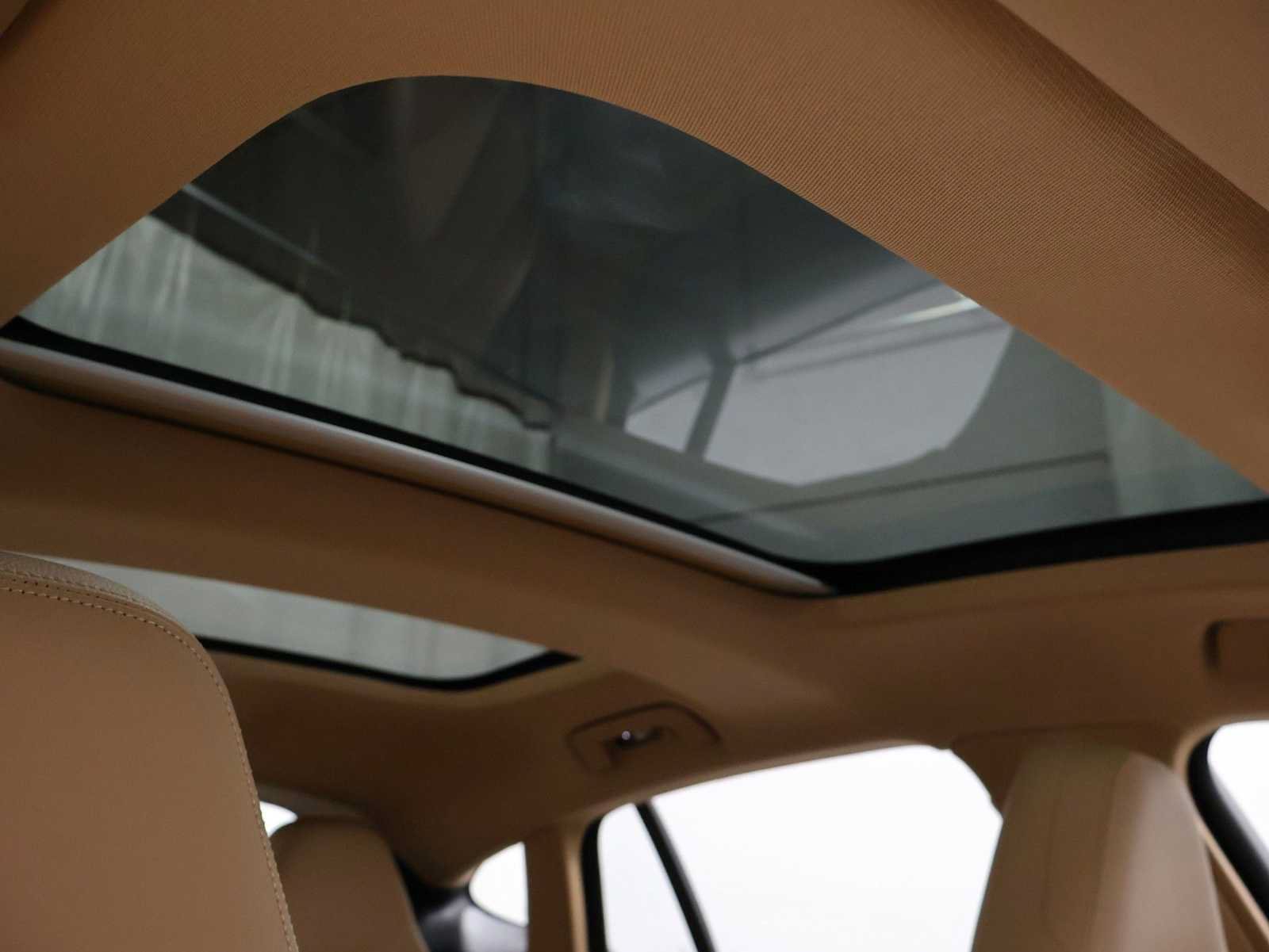 Certified 2023 Porsche Panamera 4S AWD/4WD image 20