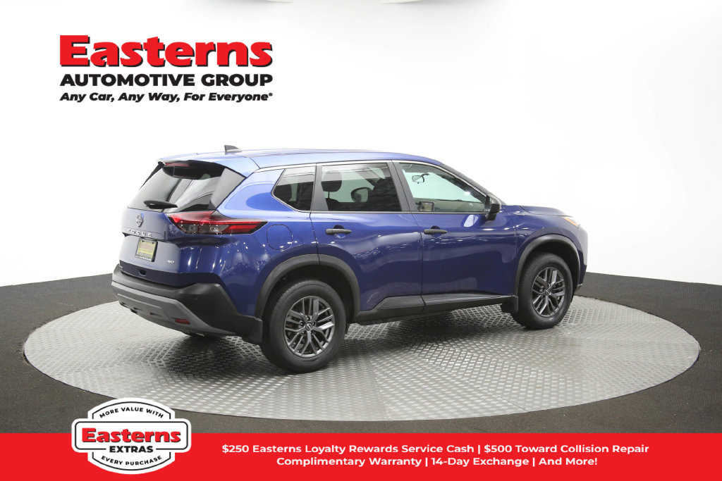 Used 2023 Nissan Rogue S AWD/4WD image 43