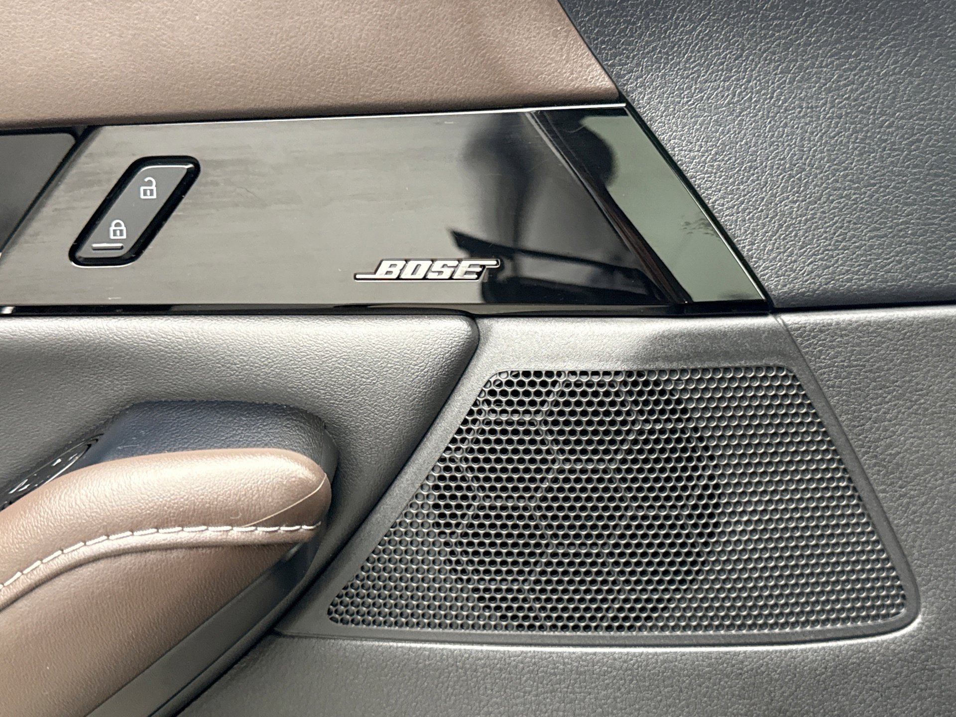 Used 2021 MAZDA CX-30 AWD 2.5 S w/ Premium Package image 17