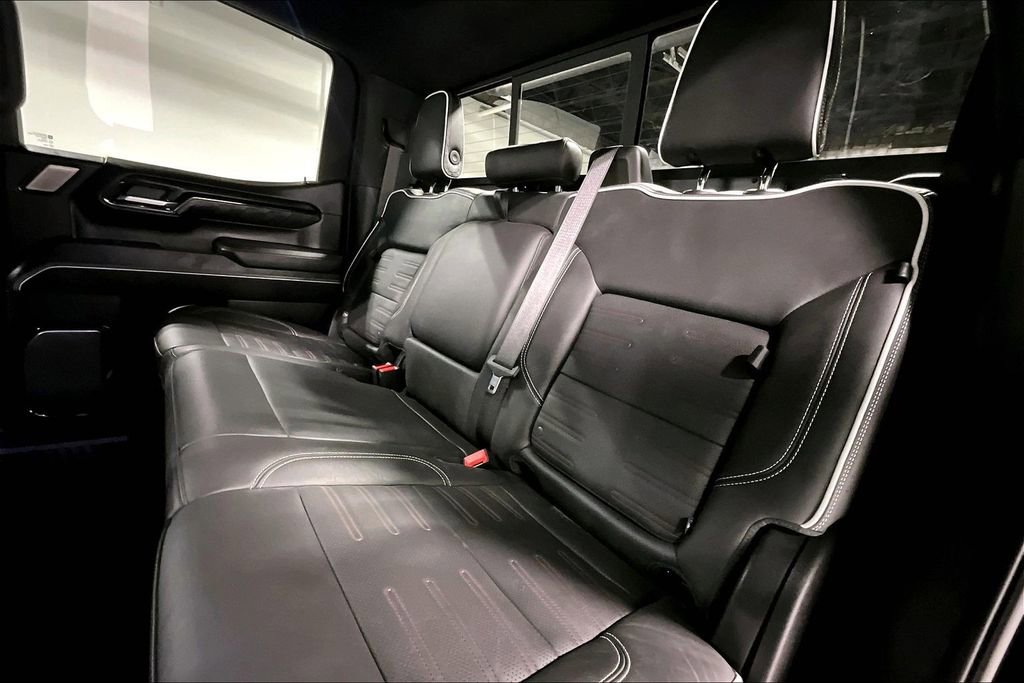 Used 2024 GMC Sierra 1500 AT4X image 35