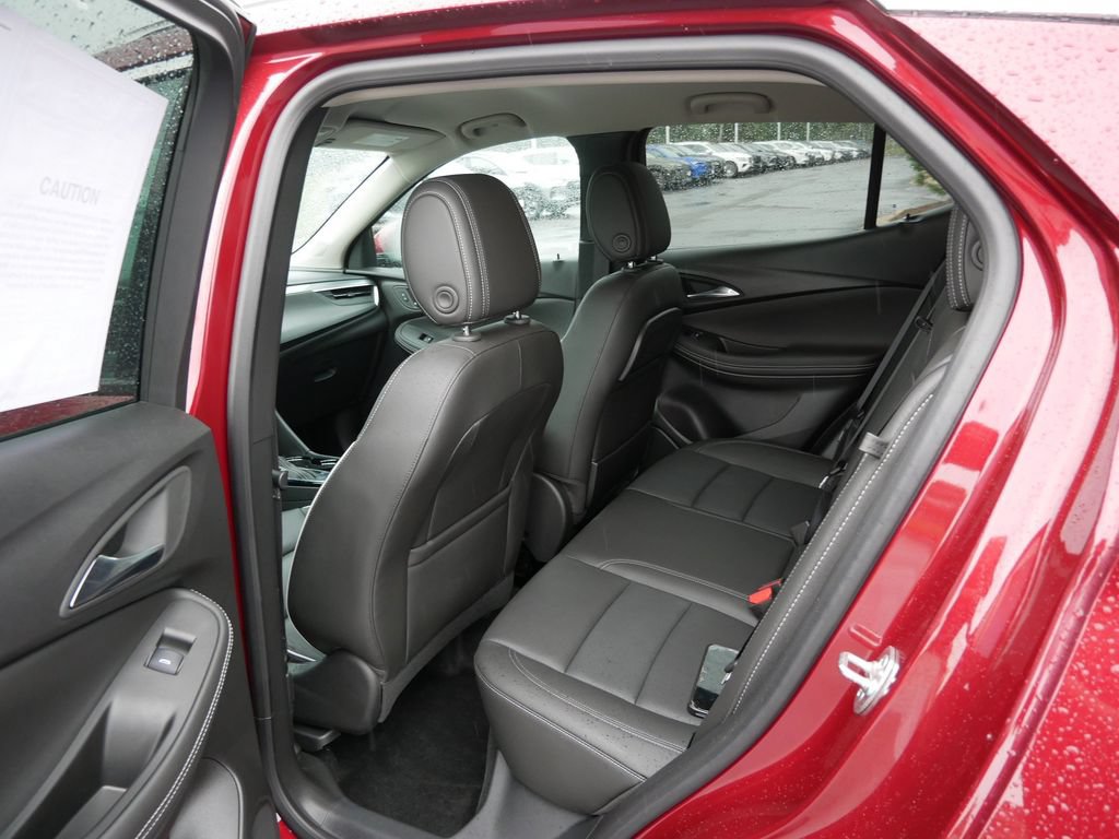 Used 2025 Buick Encore GX Avenir w/ Avenir Convenience Package AWD/4WD image 12