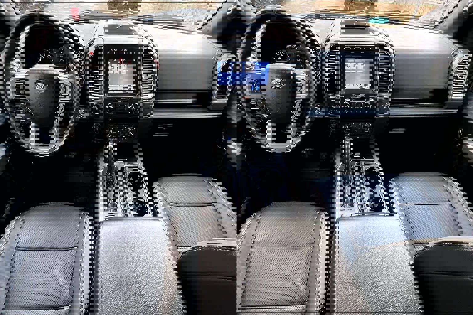 Used 2018 Ford F150 Raptor w/ Equipment Group 802A Luxury image 18