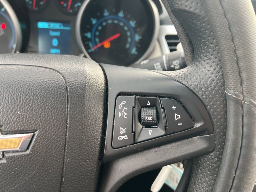 Used 2014 Chevrolet Cruze LS image 14
