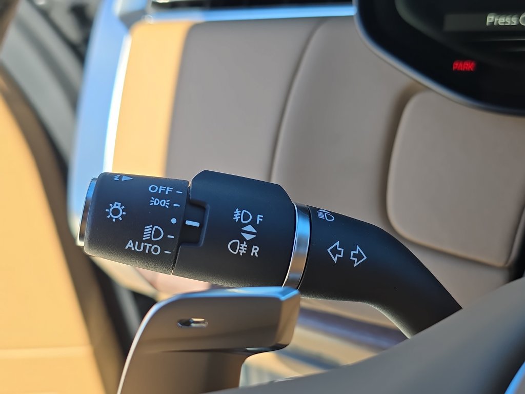 New 2027 Land Rover Range Rover Long Wheelbase SE AWD/4WD image 27