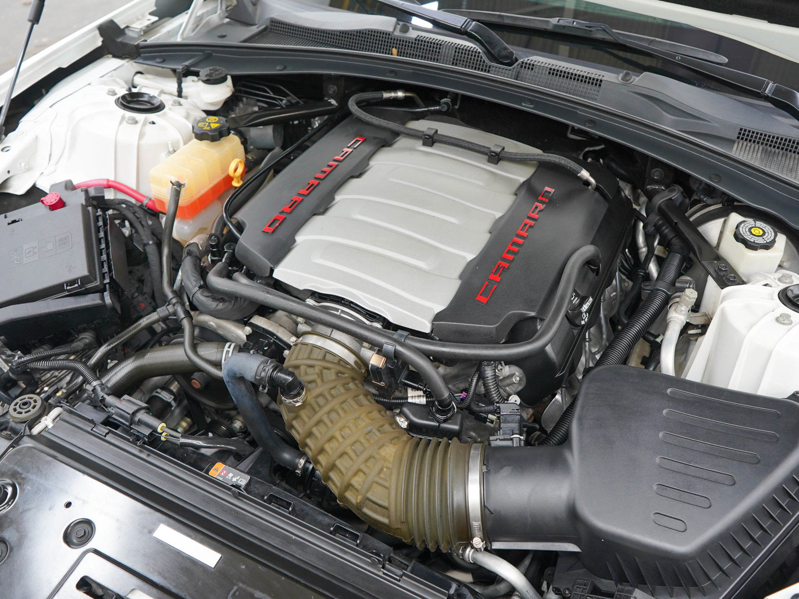 Used 2017 Chevrolet Camaro SS RWD image 29