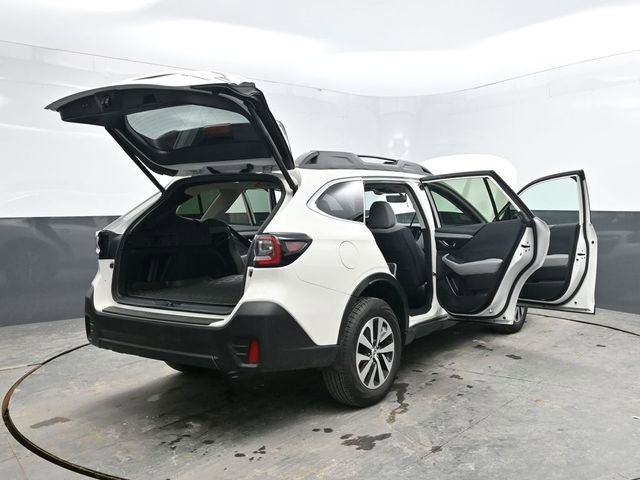 Used 2021 Subaru Outback Premium image 44