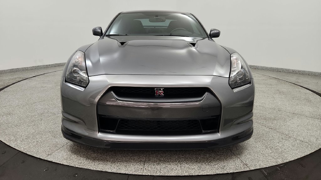 Used 2009 Nissan GT-R Premium AWD/4WD image 9