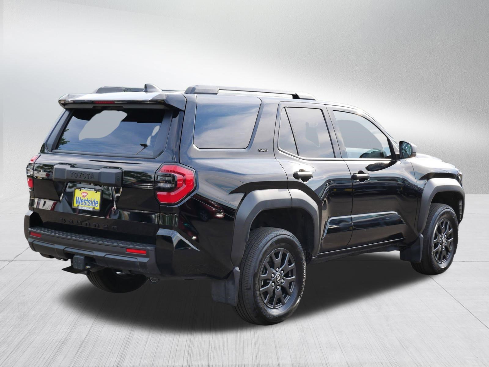 Used 2025 Toyota 4Runner SR5 AWD/4WD image 7