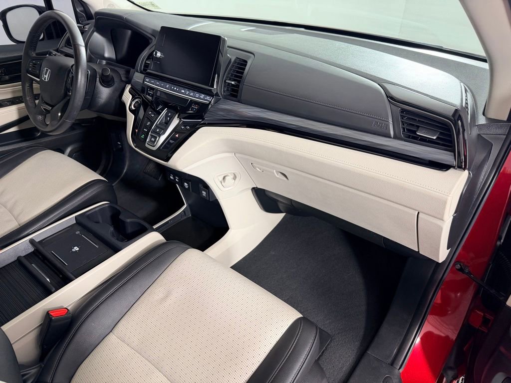 Used 2025 Honda Odyssey Elite image 33